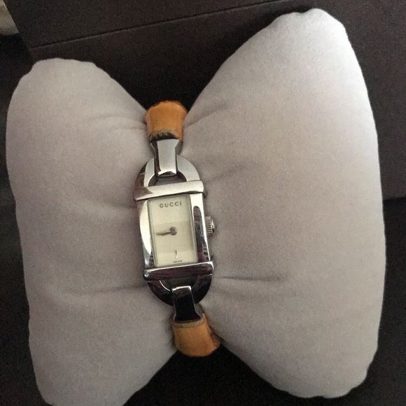 Gucci Watch - Picture 3 of 6